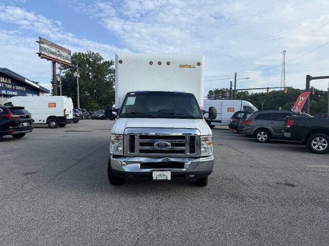 ford e-series cutaway 2018 1FDWE4F68JDC17638 image ford e-series cutaway 2018 1FDWE4F68JDC17638 image